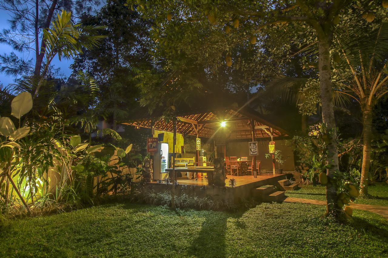 Manggis Sari Guesthouse Ubud Exterior foto